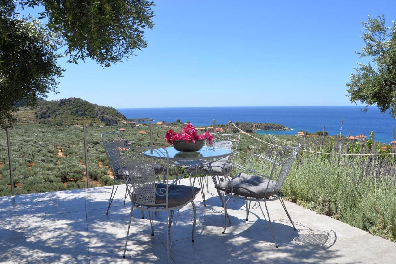 Athina'S Stone House In Kardamyli Villa Exterior photo