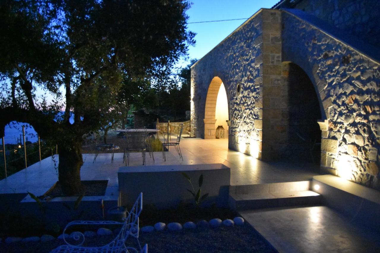 Athina'S Stone House In Kardamyli Villa Exterior photo
