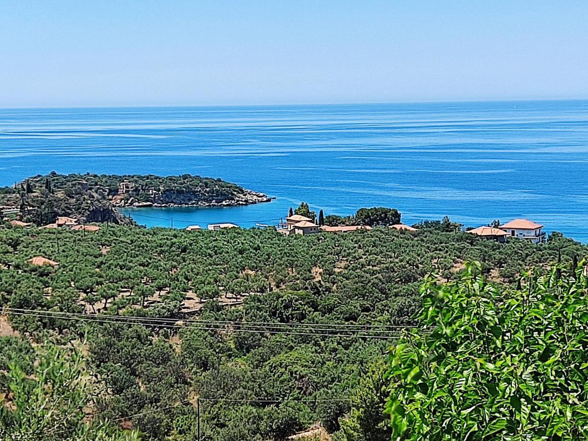 Athina'S Stone House In Kardamyli Villa Exterior photo