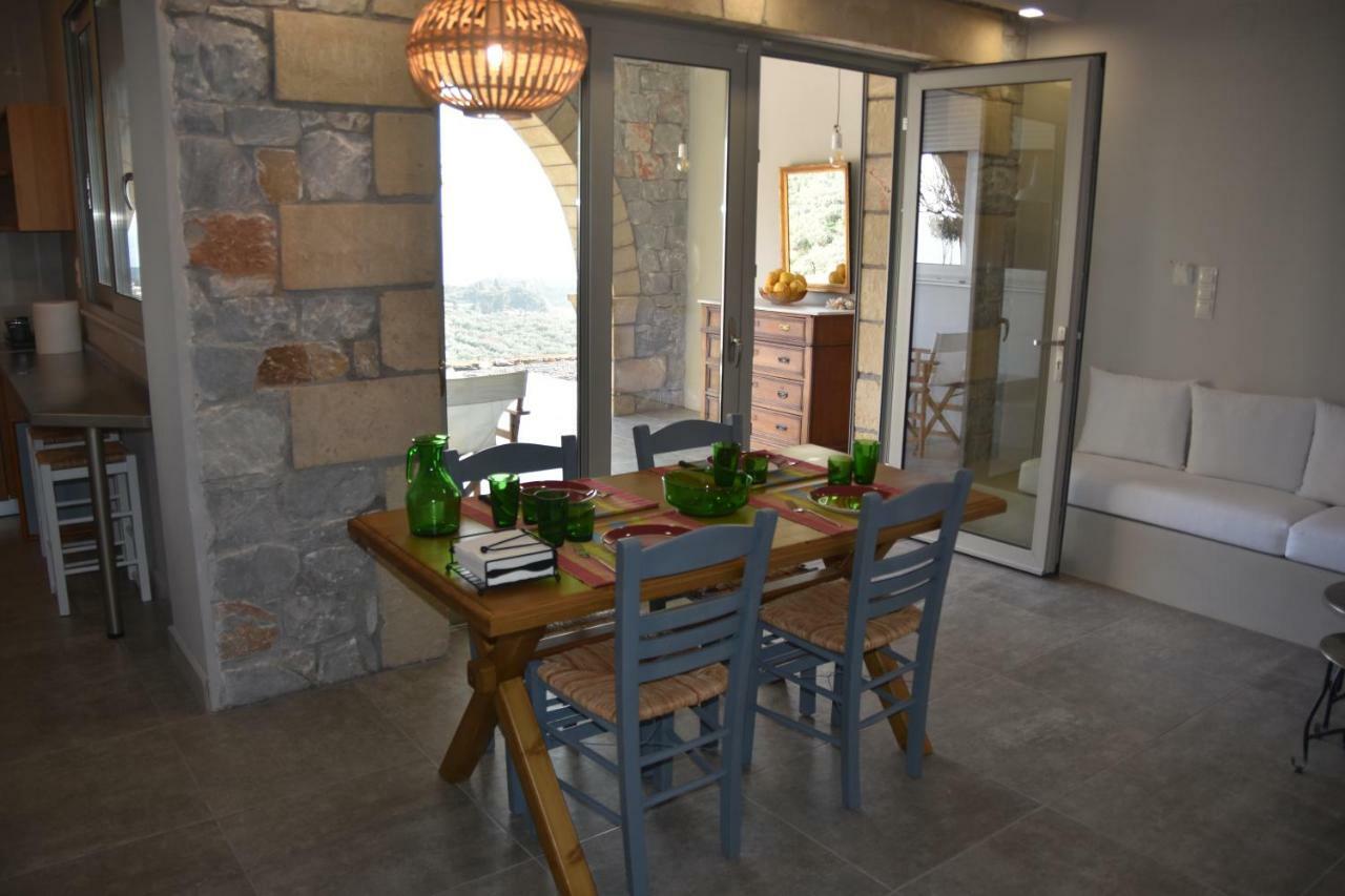 Athina'S Stone House In Kardamyli Villa Exterior photo