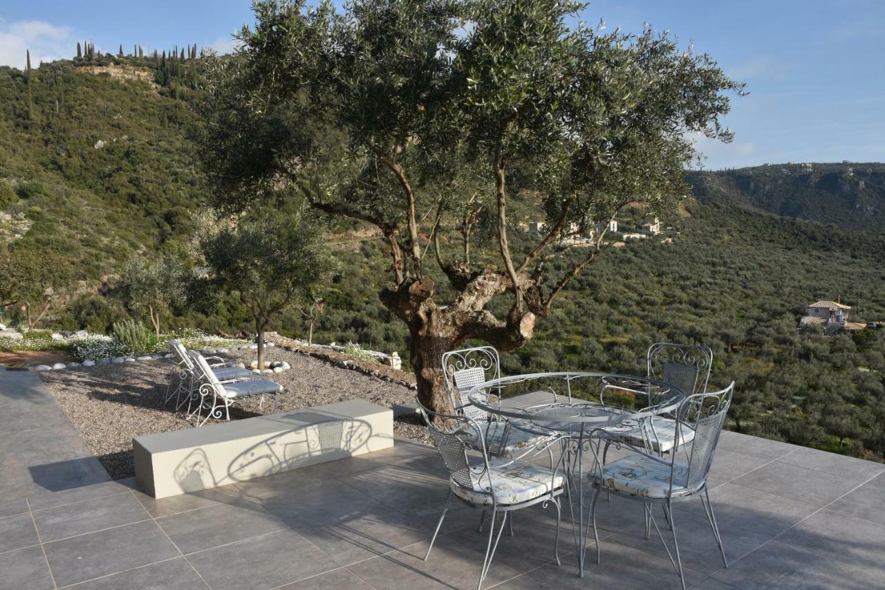 Athina'S Stone House In Kardamyli Villa Exterior photo